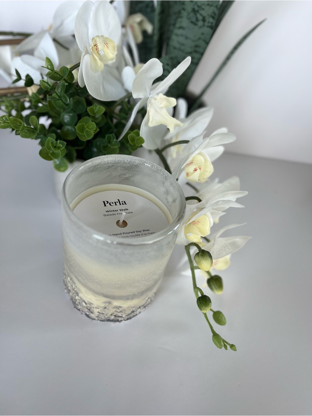 Urban Barn Perla Candle